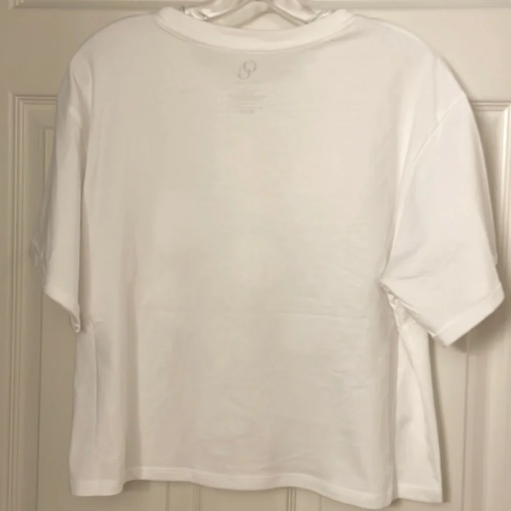 Seashell and Starfish Graphic Tee - Picture 5 of 5